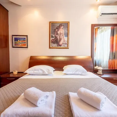 2-br With A Free Private Parking Space Апартаменты
